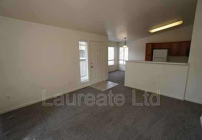 9962 E Idaho Cir #202 — Photo 6
