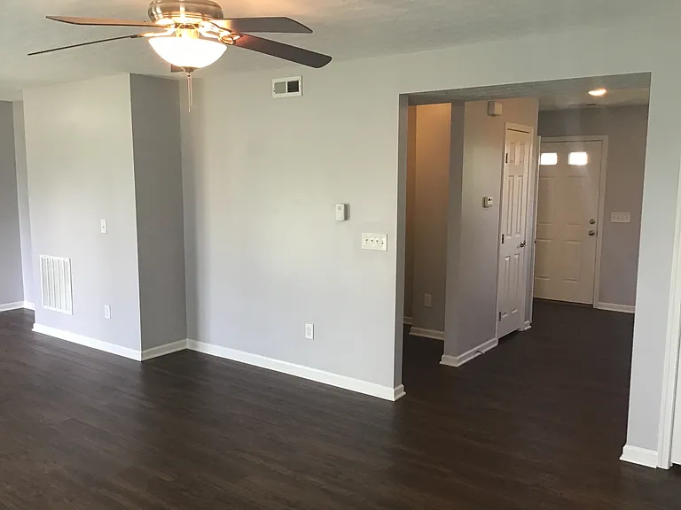 1141 Promenade Dr — Photo 5