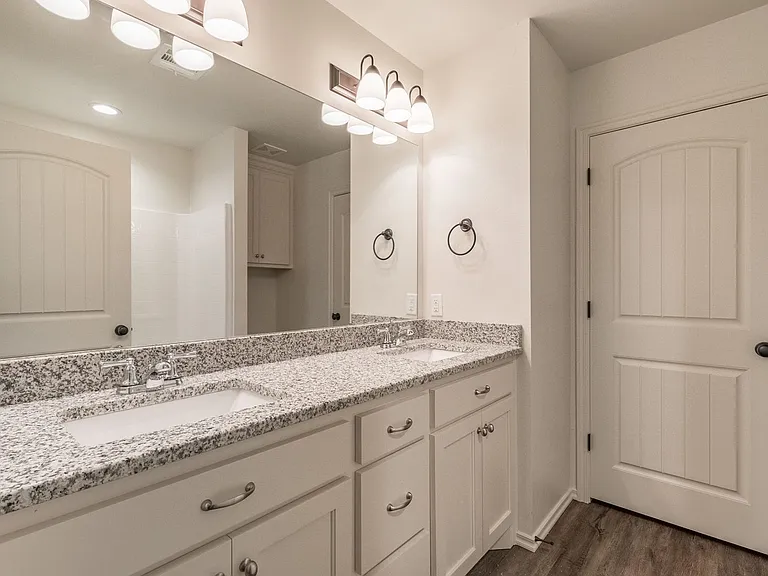 421 Chalk Hill Ct — Photo 7