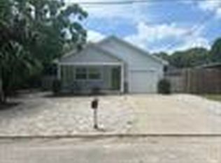 209 7th St, Saint Augustine, FL 32080