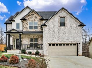 416 Glenstone Springs Dr, Clarksville, TN 37043