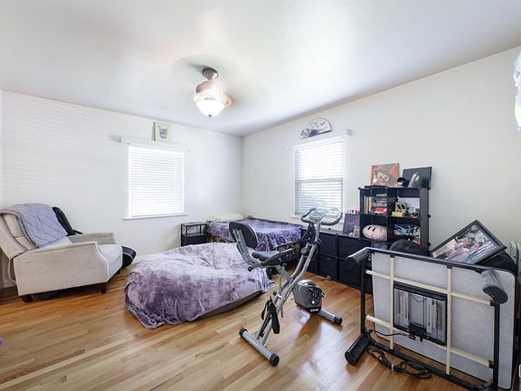 4th image of 2631 Encina St