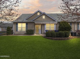 14 Fennel Ct, Whiting, NJ 08759