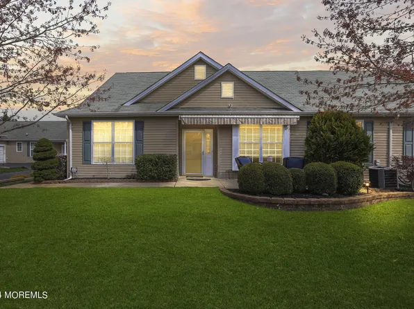 14 Fennel Court, Whiting, NJ 08759
