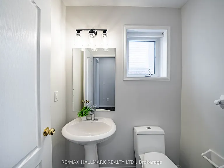 406 Reeves Way Blvd — Photo 22