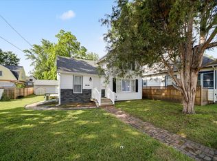 809 E Main St, Urbana, IL