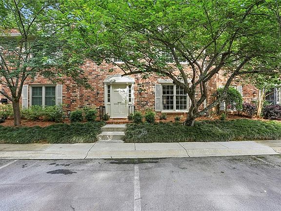 4th image of 2370 Leafgate Rd