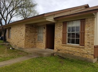 112 Pine Meadow Dr APT B, Kennedale, TX 76060