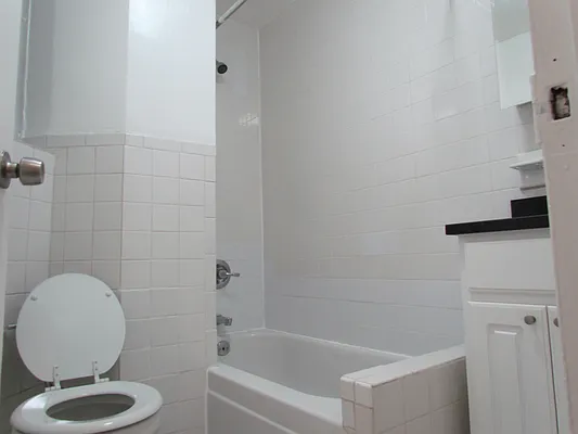 Rented by Landmark Real Estate | media 12