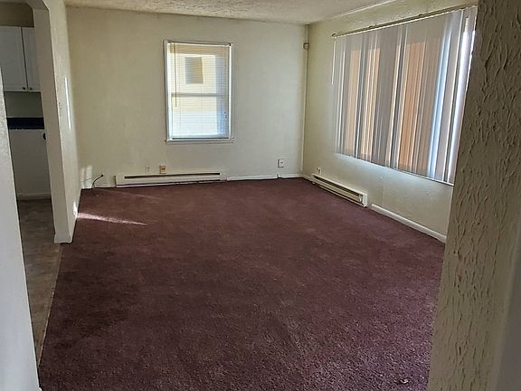 3rd image of 3929 Lesley Ave
