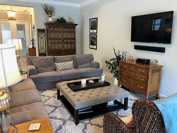 3rd image of 13762 Callisto Ave