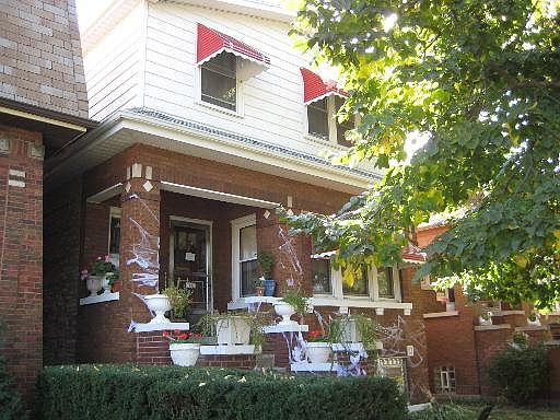 1st image of 1403 S Scoville Ave