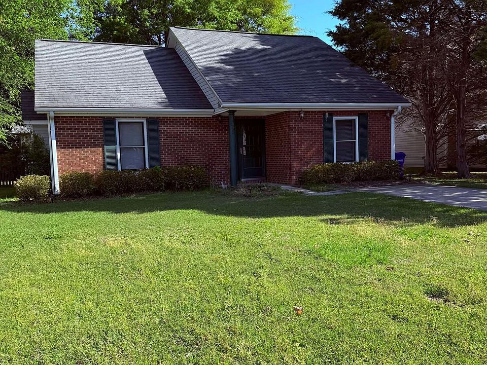 1st image of 1695 Cumberland Pl