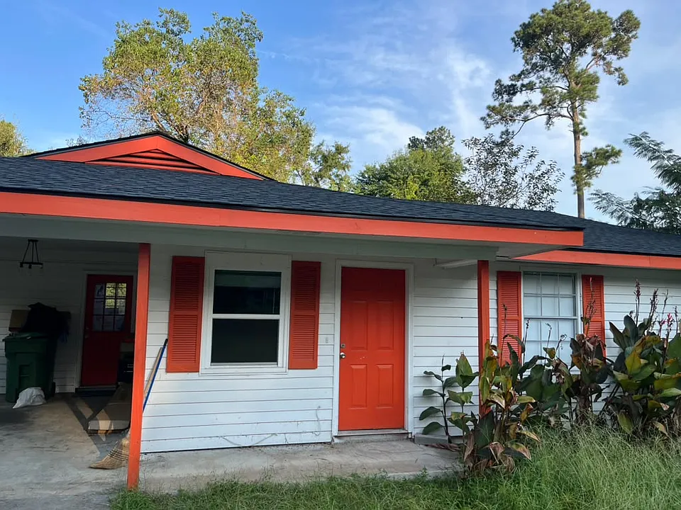 110 Pointe South Dr
