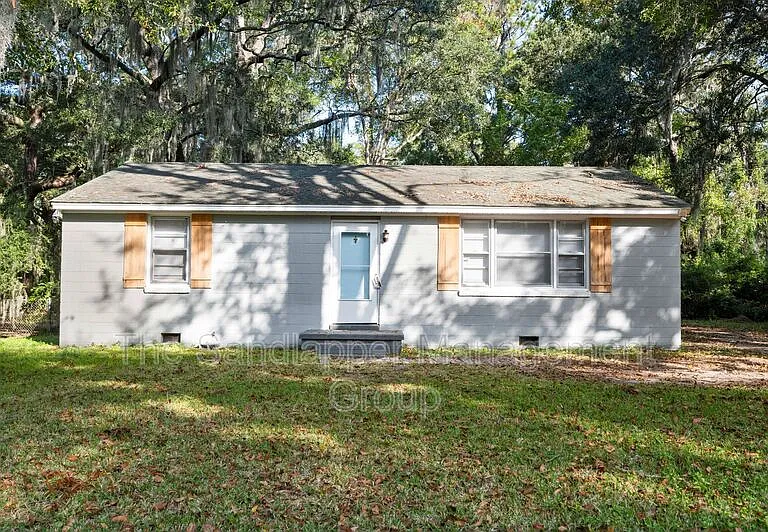 1520 Sutton St — Photo 1