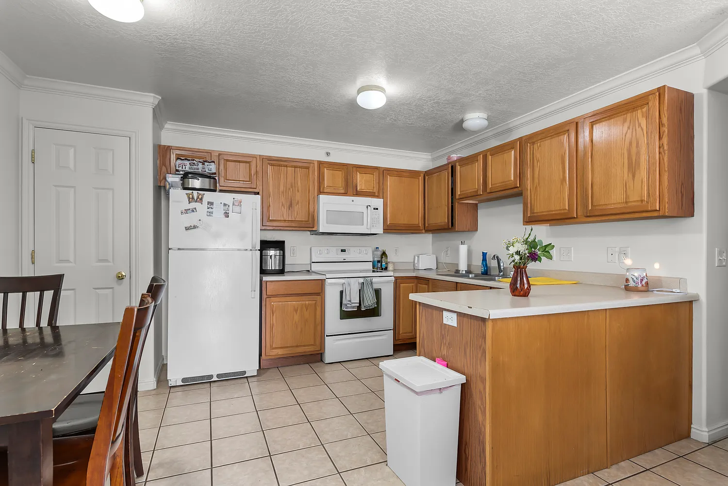 4 bed, 1056 sqft, $539 — Photo 3