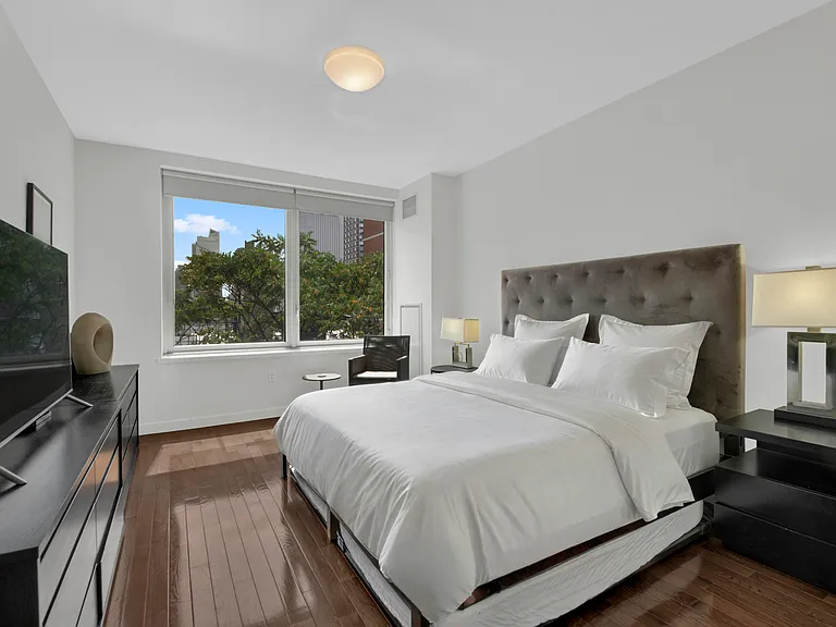 462 W 58th St #6B — Photo 8