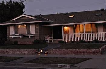 3rd image of 5096 Howes Ln