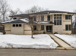 2422 Salem Heights Ln SW, Rochester, MN 55902