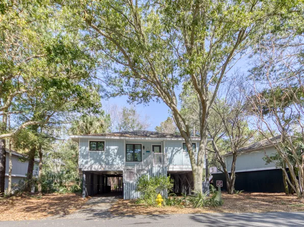 48 Twin Oaks Ln, Isle Of Palms, SC 29451