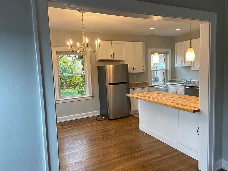 Kitchen Flows to Dining Room