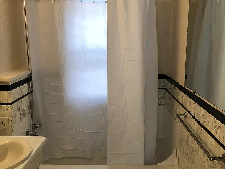 53 Armin Pl — Photo 3