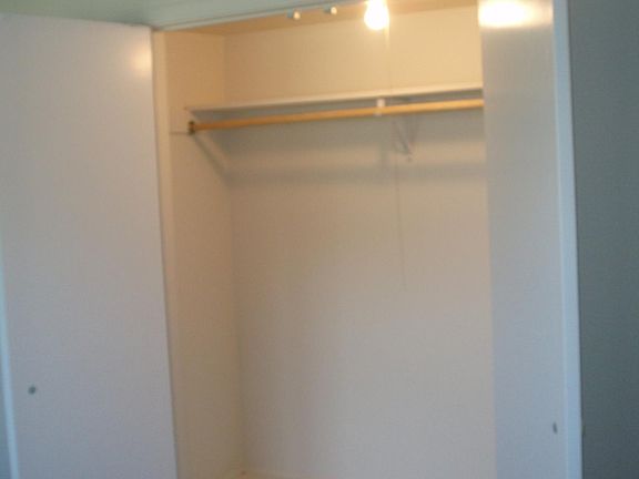 4th image of 430 Baker Dr APT C