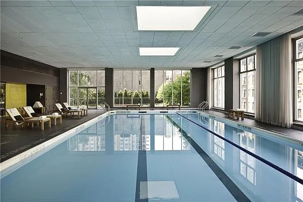 Sold by (Legacy) Elegran | media 7