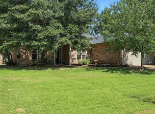 1313 Richard St, Hot Springs, AR 71913