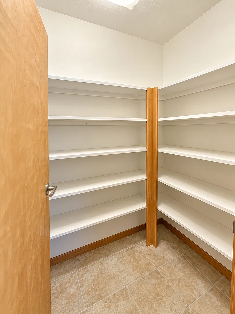 Spacious 3-Bedroom Home in Lake Lawrence Community with Partial Lake View! — Photo 4