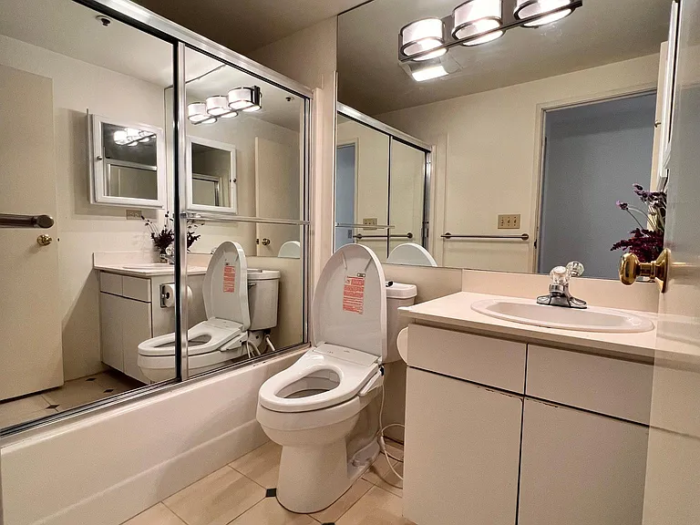 601 Van Ness Ave #62 — Photo 13