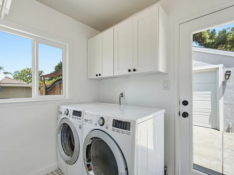 1680 Grove Way — Photo 30