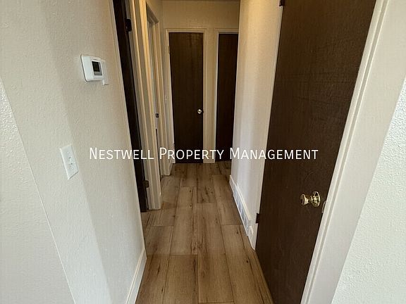 4th image of 3401 W Royalwood Dr