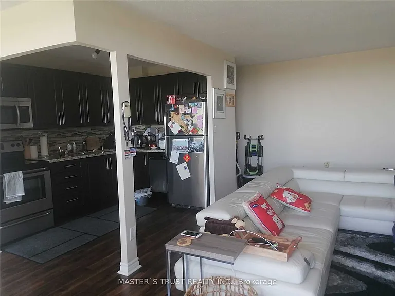530 Lolita Gdns #1210 — Photo 11