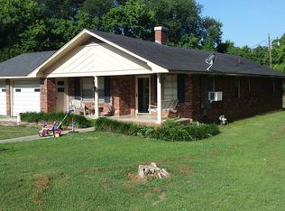 275 Clinton St, Courtland, AL 35618