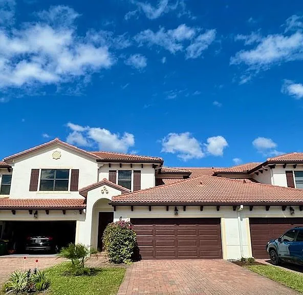 7784 Bristol Cir — Photo 3