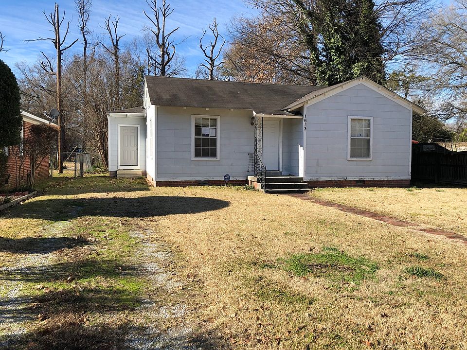 1613 Smith St, Clarksdale, MS 38614 | Zillow