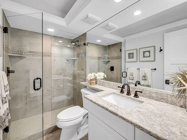180 Seaview Ct #308 — Photo 12