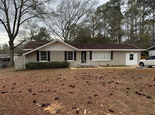 1905 Charlton Dr, Dothan, AL 36303