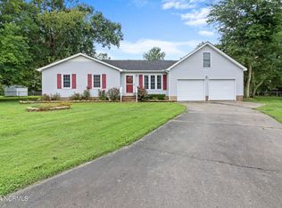 216 Claremont Ct, Elizabeth City, NC 27909