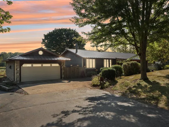 8835 Fishman ROAD, Burlington, WI 53105