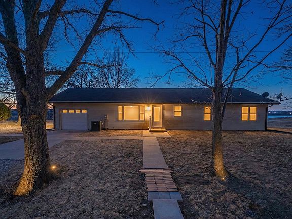 4th image of 26992 Katydid Rd