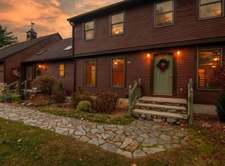 48 Pleasant St, Southampton, MA 01073