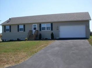 1390 108th Ave NE, Blaine, MN 55434