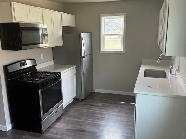 East Bremer Apartments