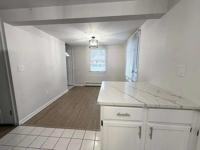 221 Meadows End Rd — Photo 10