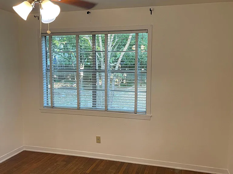 5409 Sunshine Dr — Photo 13