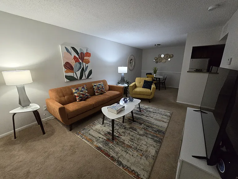 Bayou Oaks Apartments — Photo 2