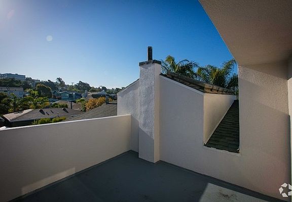 4th image of 546 25th St