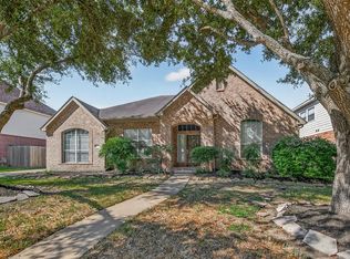 1608 Spring Glen Ln, Pearland, TX 77581